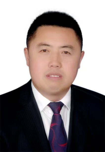王杨.jpg 王杨.jpg