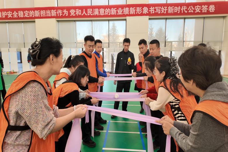 多人传球.jpg 多人传球.jpg